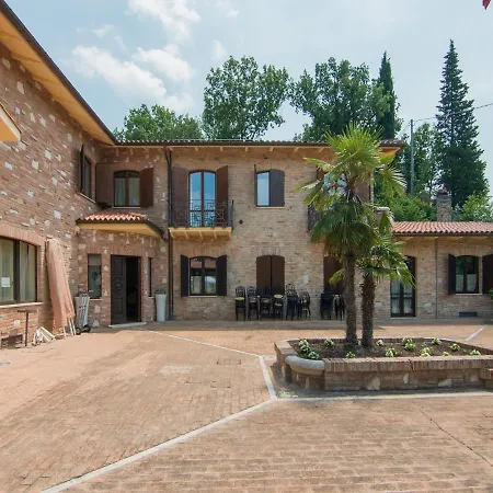 Majestic In With Private Pool Fermignano
